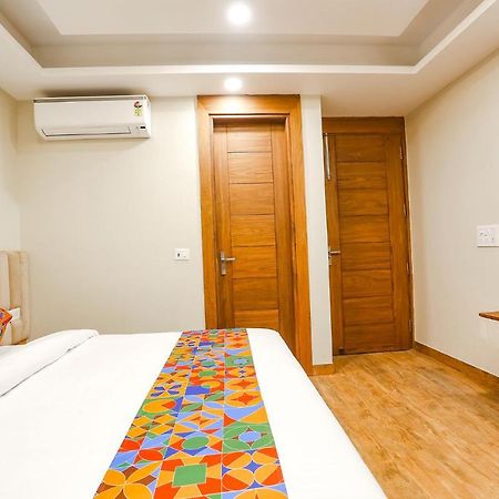 Fabhotel Raahi Retreat Gurgaon Bagian luar foto