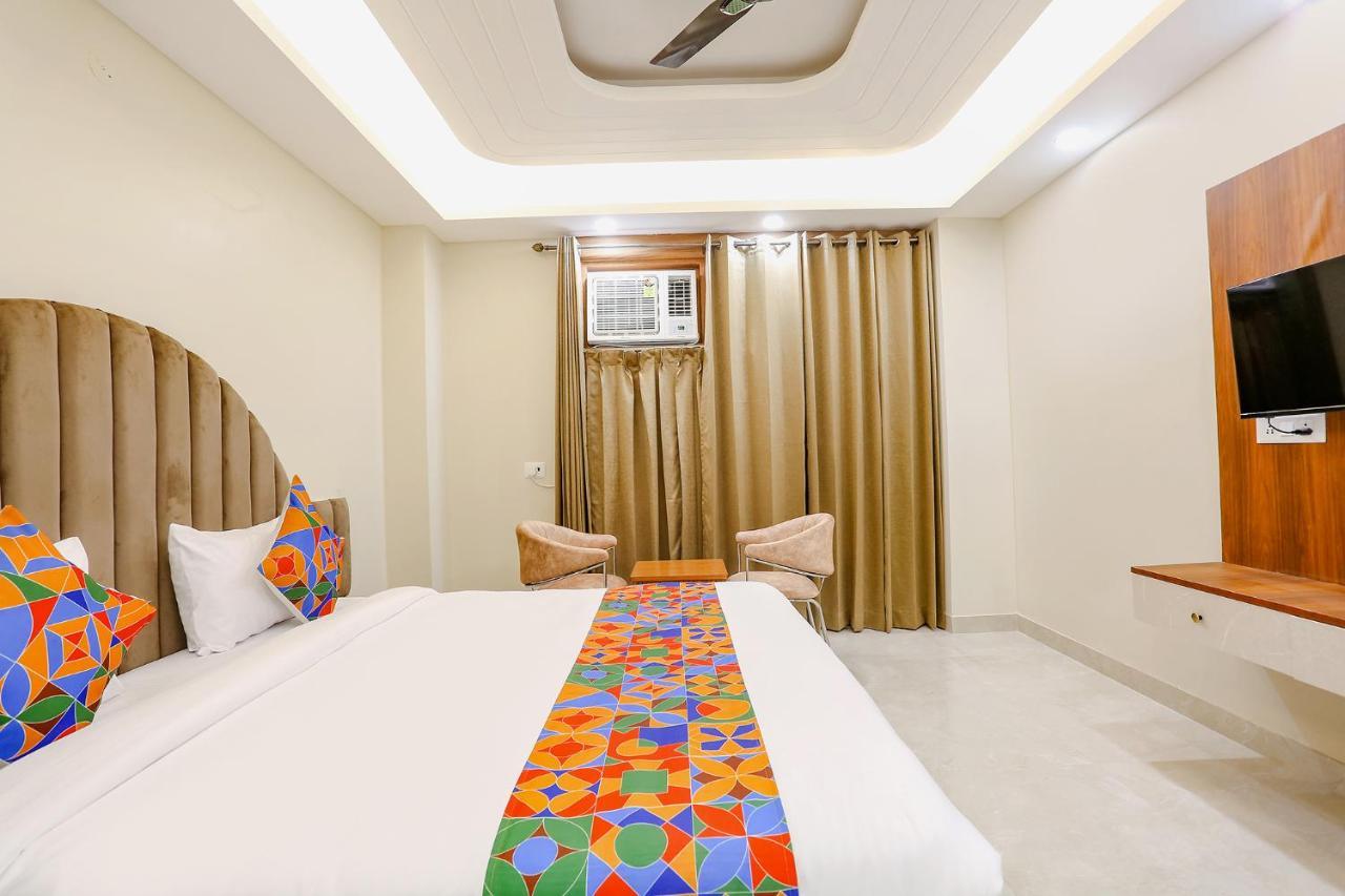 Fabhotel Raahi Retreat Gurgaon Bagian luar foto
